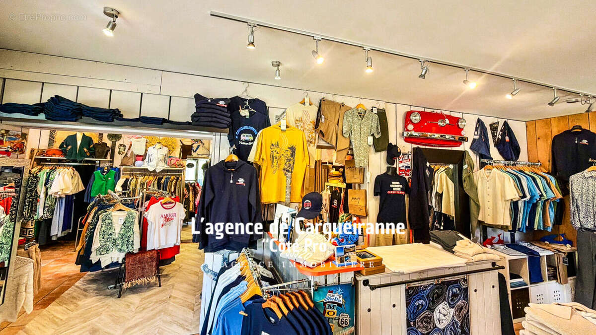 Commerce à CARQUEIRANNE