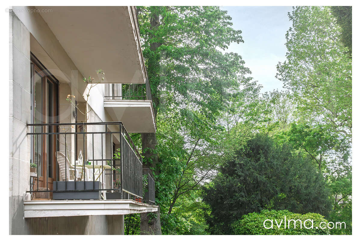Appartement à SAINT-NOM-LA-BRETECHE