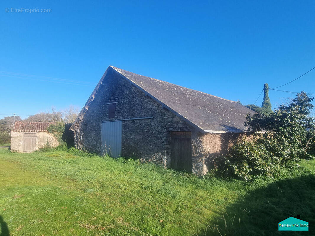 Maison à PAULX