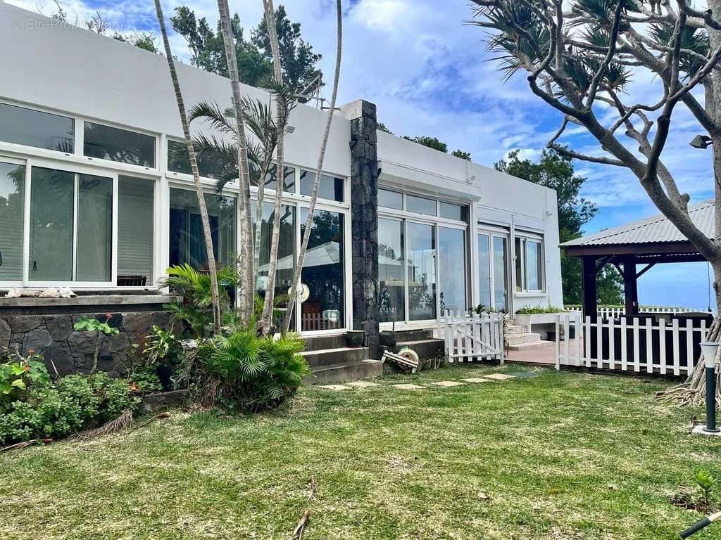 Maison à SAINT-DENIS