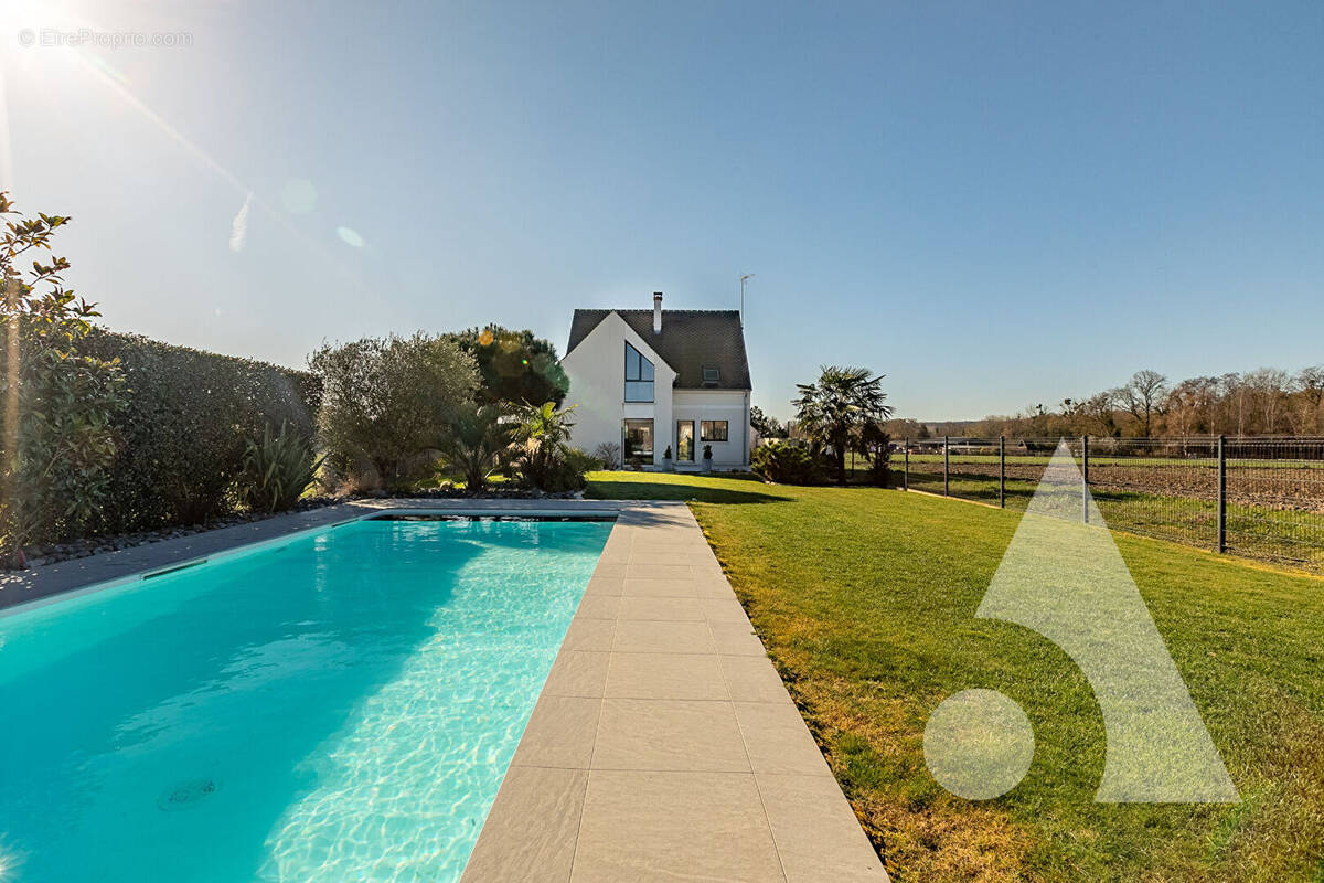 Maison à SAINT-MARTIN-LONGUEAU