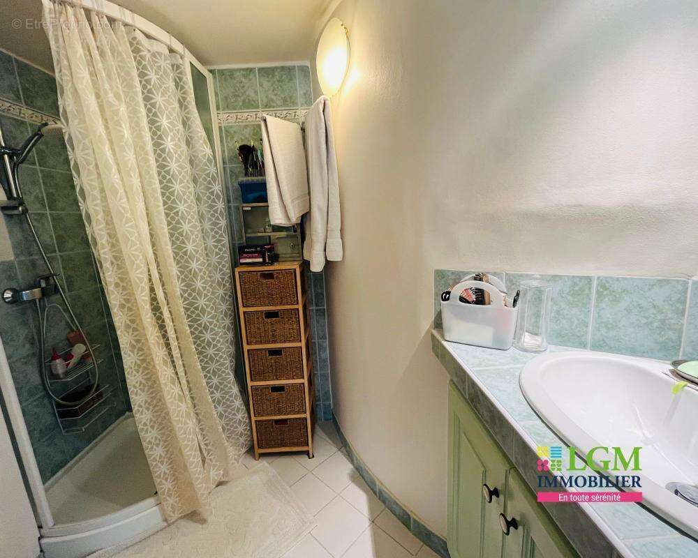 Maison à PLAN-DE-LA-TOUR