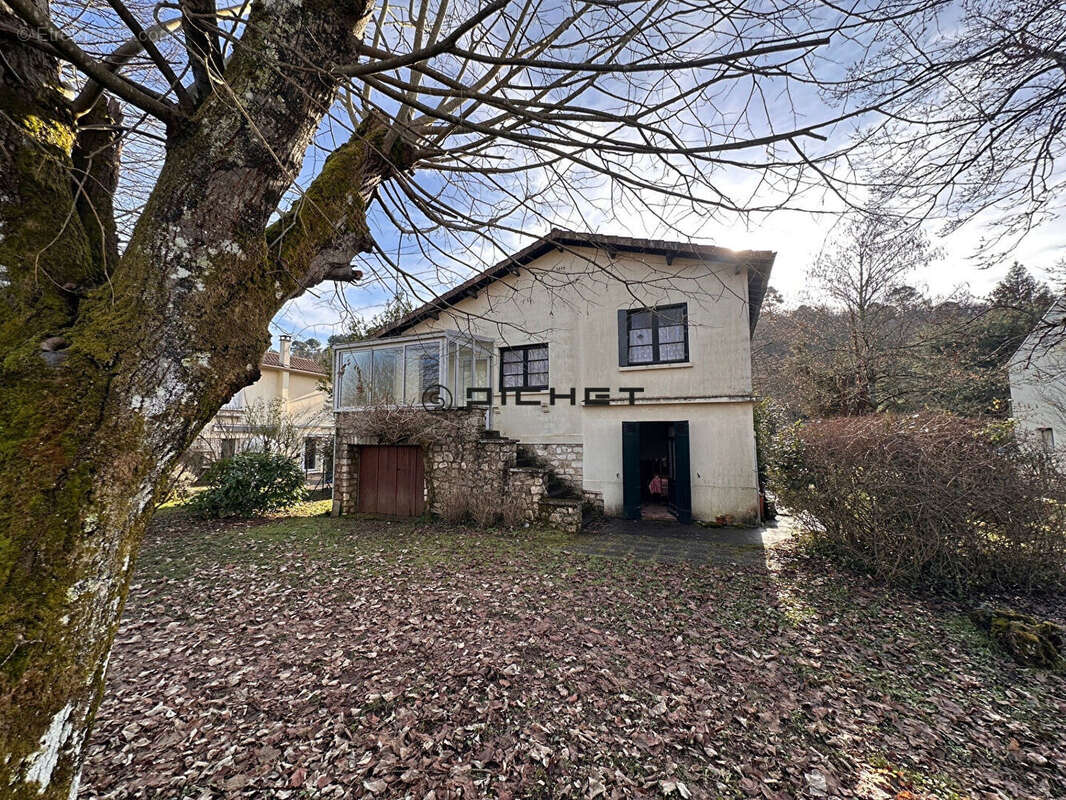 Maison à MARSAC-SUR-L'ISLE