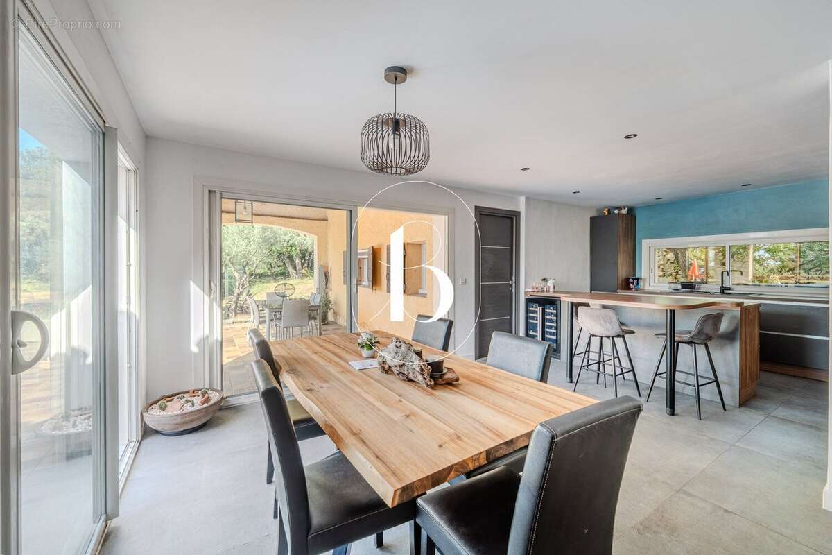 Maison 130 m² à Saint-Michel-D'euzet  - photo 14