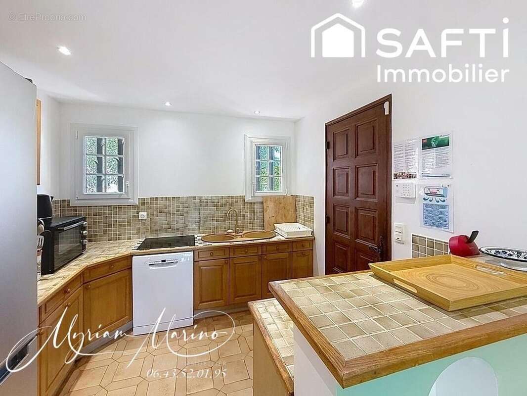 Photo 6 - Maison à FREJUS