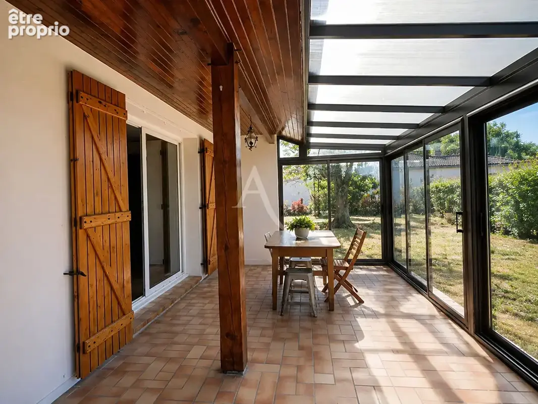 CESTAS - Maison de plain-pied de 95 m² avec garage et beau jardin - photo 5