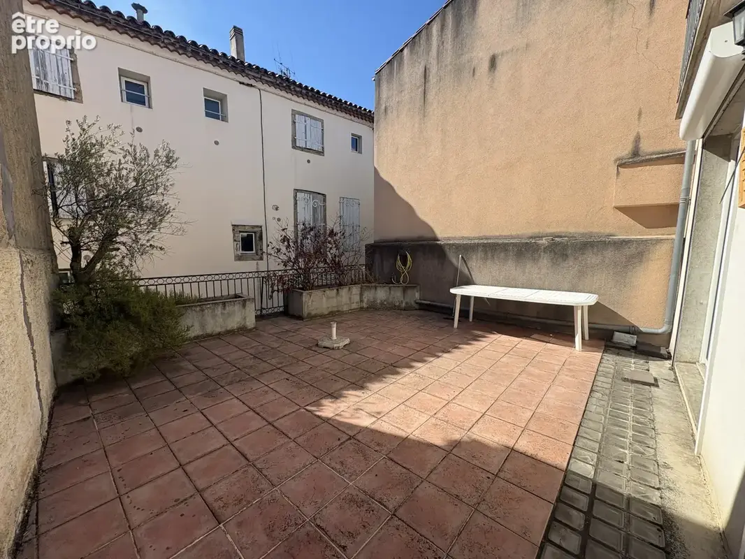 Limoux - Grande maison de ville avec double terrasse et garage - photo 16