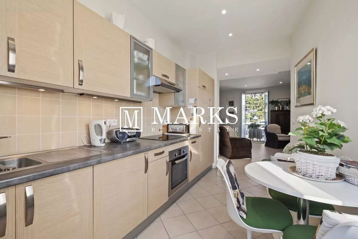 Appartement à BEAULIEU-SUR-MER