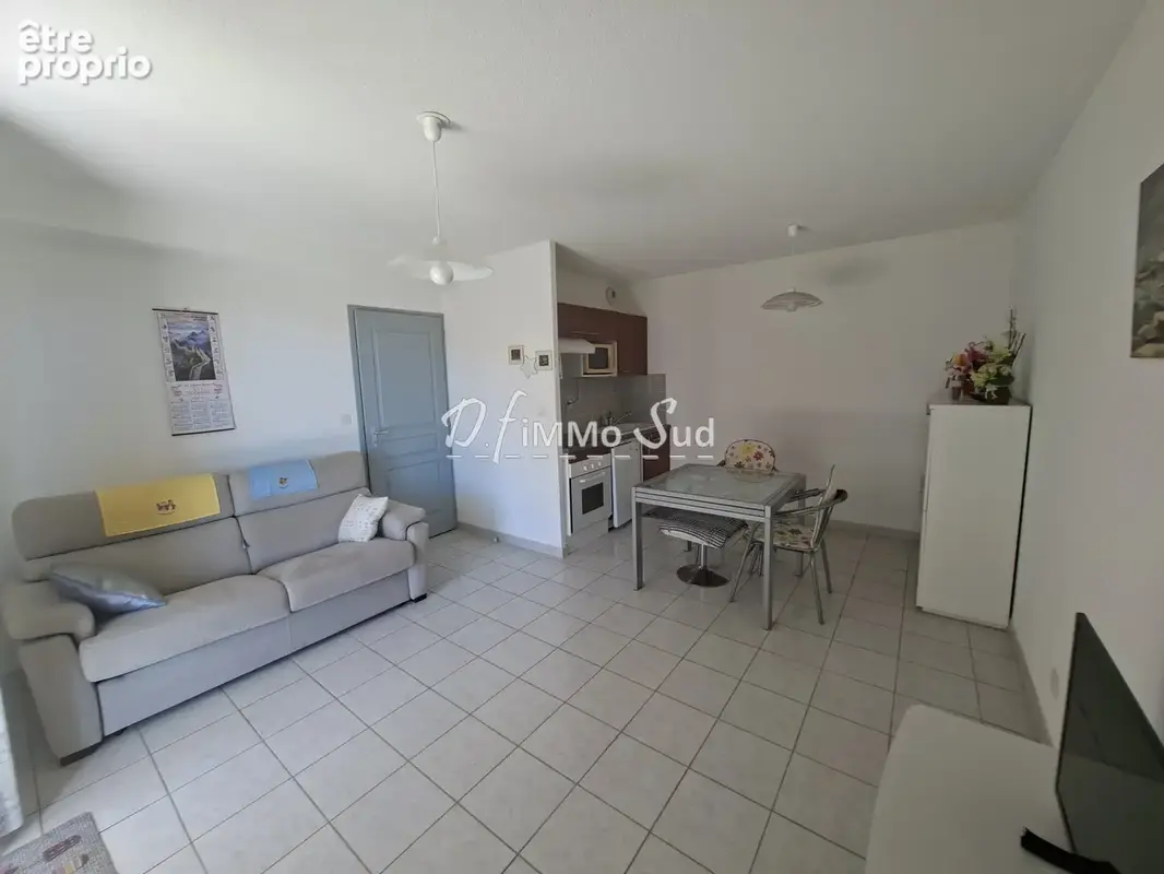 Appartement t2 en rez-de-chaussee avec vue mer -terrasse - jardin - place de parking - photo 10