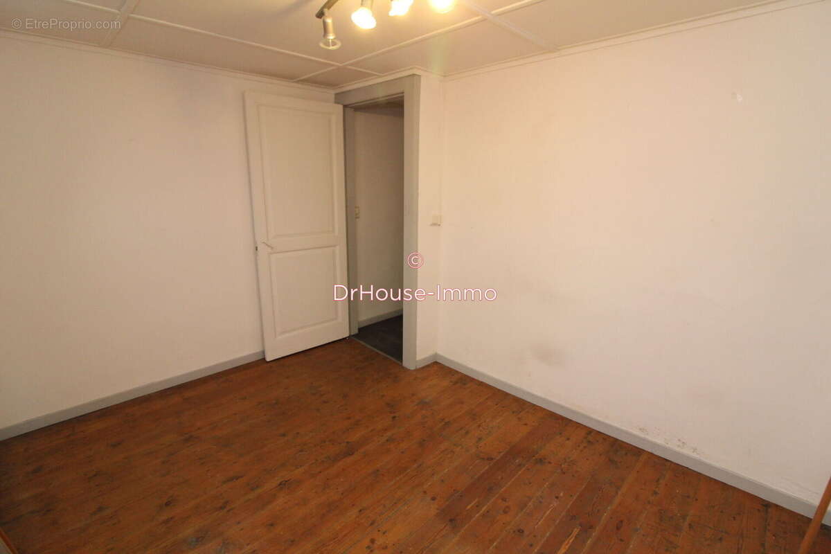 Maison à BRUAY-LA-BUISSIERE