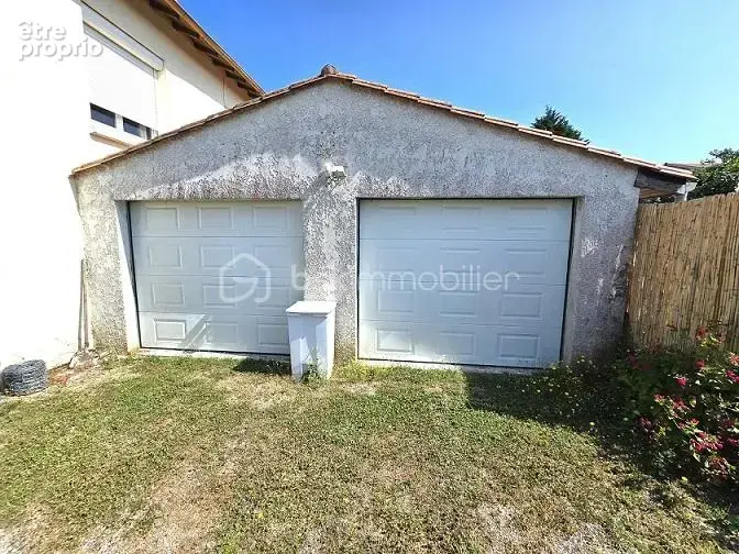 Maison de 120 m2 avec 4 chambres et piscine sur un terrain de 828 m2 !!! - photo 7