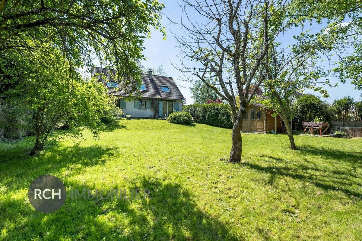 Maison à MONTFORT-L&#039;AMAURY