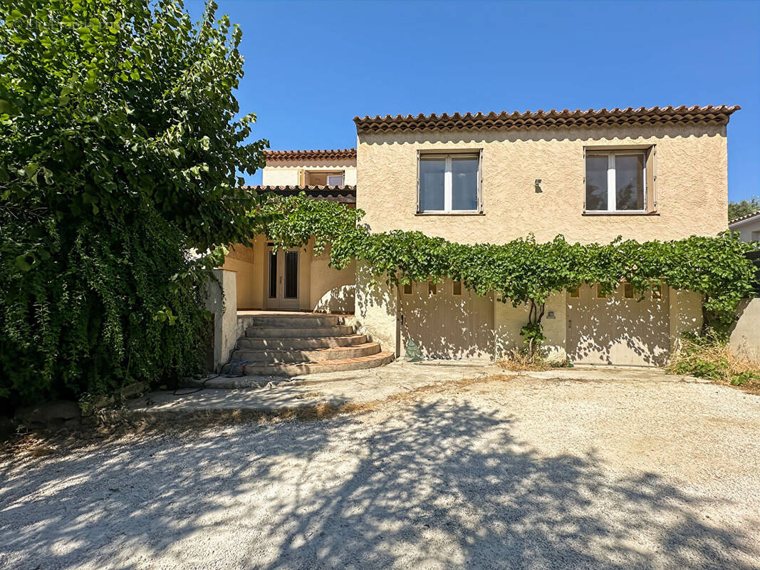 Maison à ENSUES-LA-REDONNE