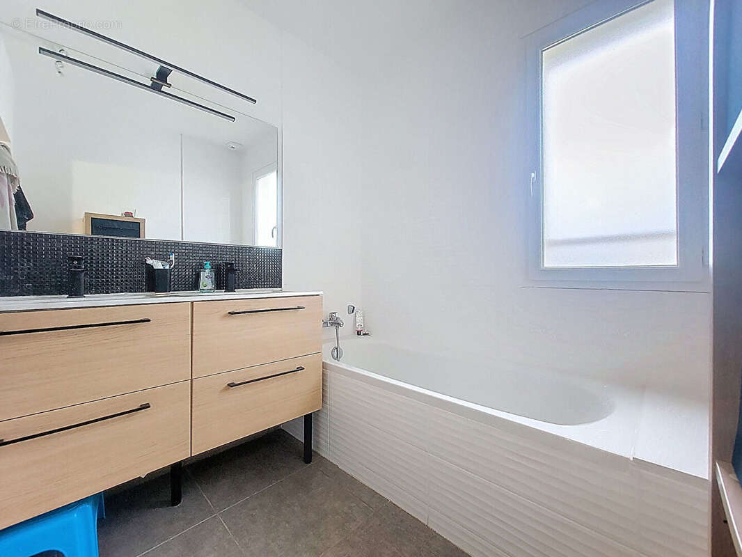 Maison à LE TAILLAN-MEDOC