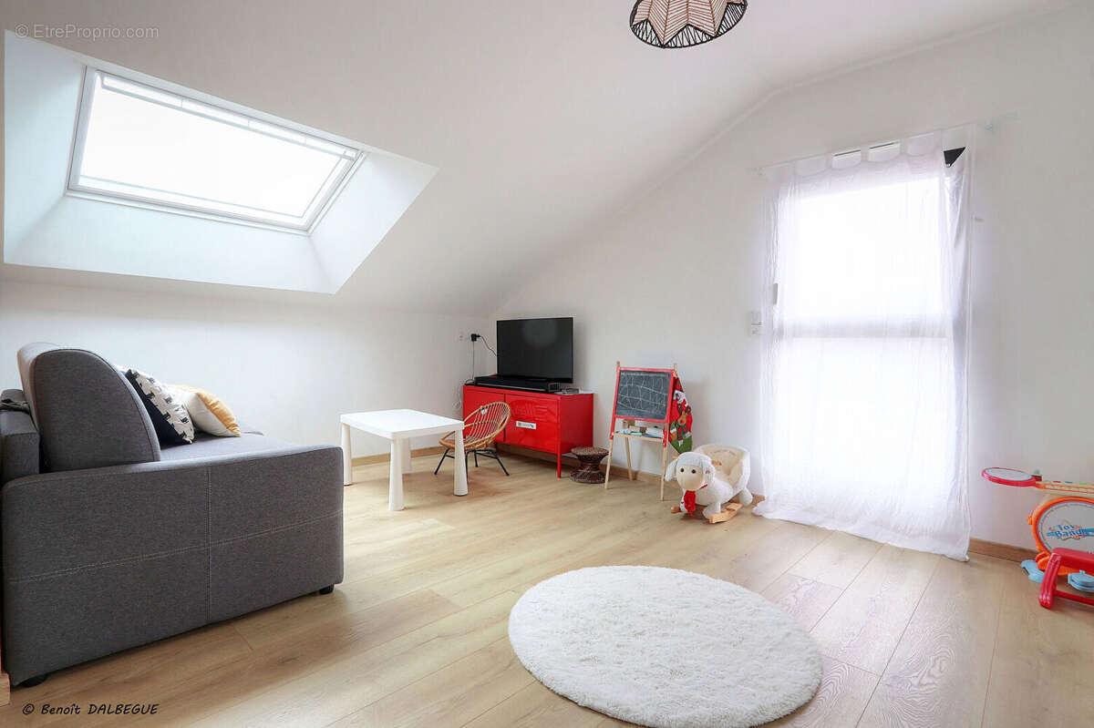 Maison Le Rheu 7 pièces 240 m2 - photo 14