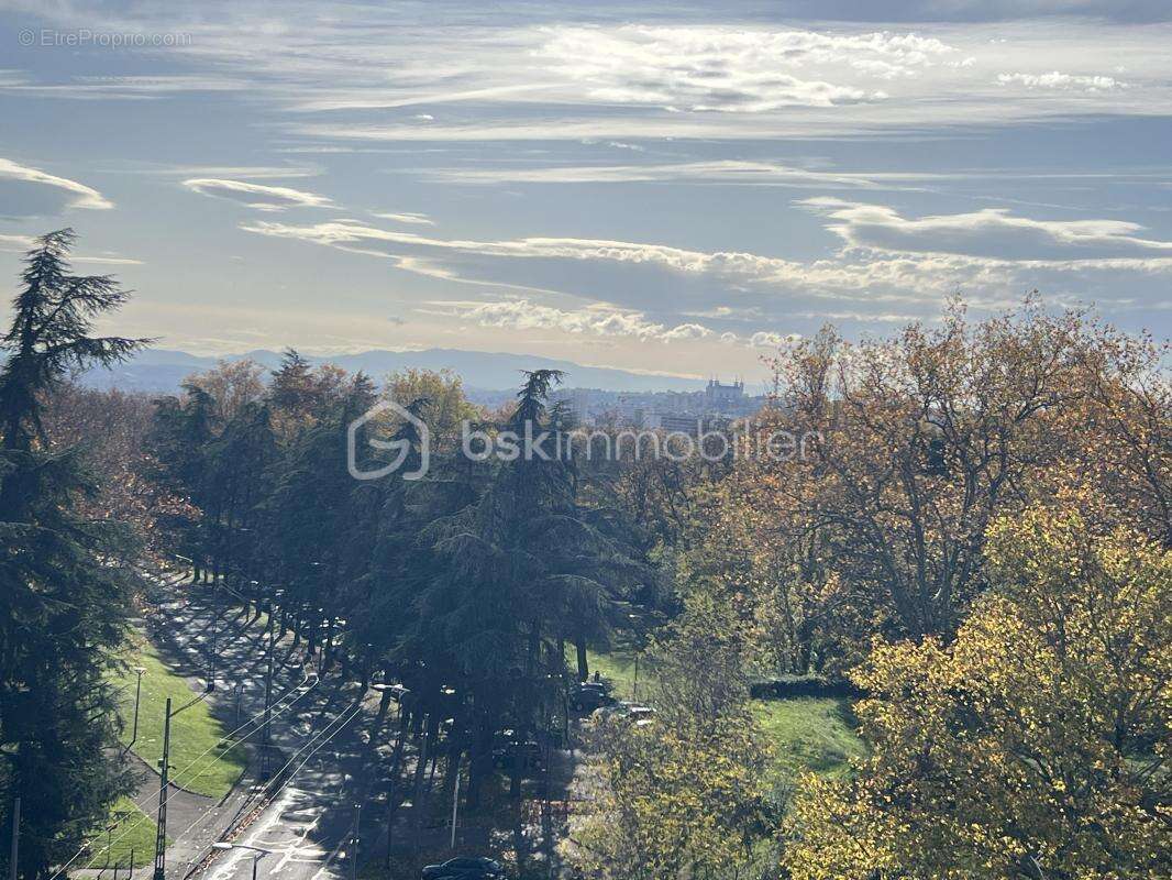 Appartement à CALUIRE-ET-CUIRE