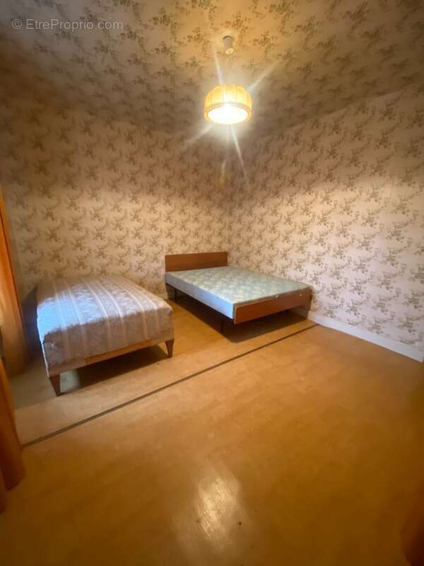 Maison à MUR-DE-BARREZ