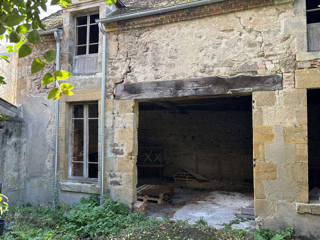 Maison à CERILLY