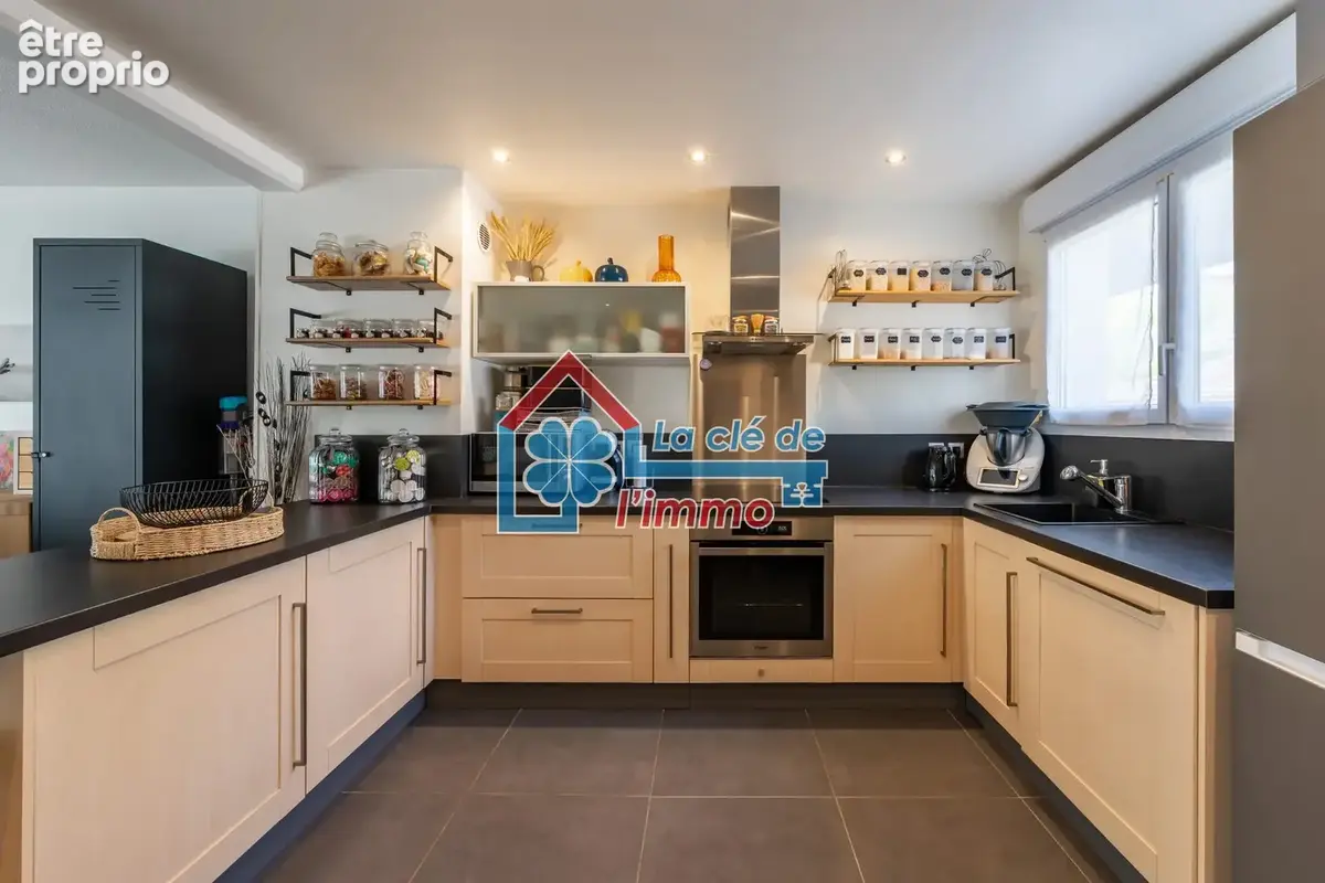 Maison 81 m² à Moissy-Cramayel  - photo 4