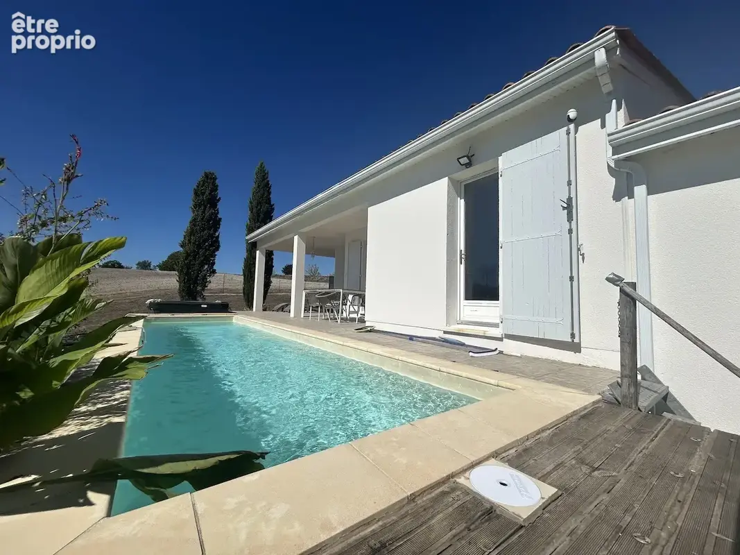 Coup de coeur pour cette magnifique maison avec piscine et vues dégagée sur terrain de 8249m2 - photo 36