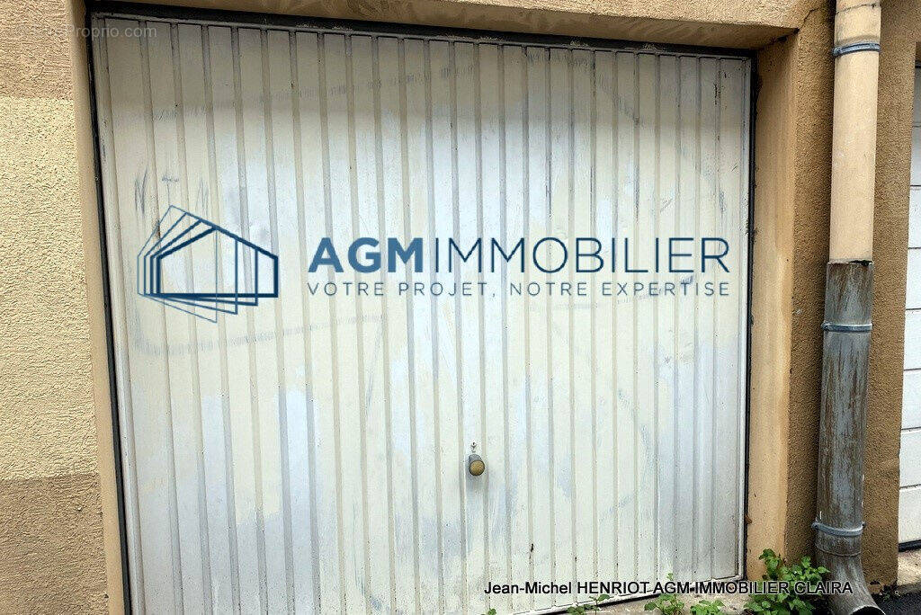 Photo 1 - Parking à PERPIGNAN