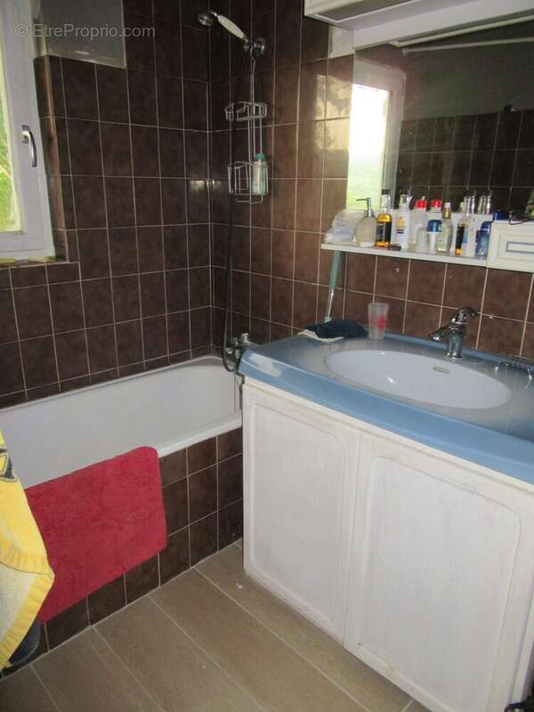 Maison 78 m² à Saint-Christophe-Vallon  - photo 6
