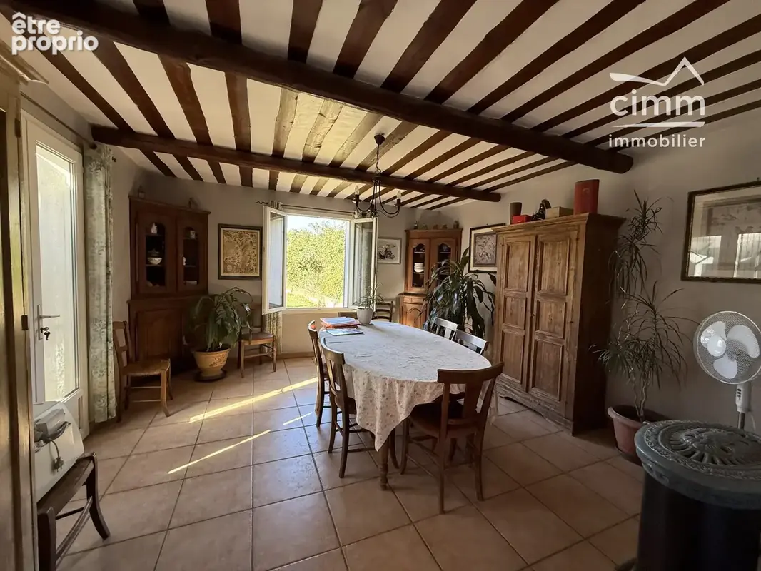 Maison 7 pièces 208 m² à vendre à Carpentras (84200) - photo 3