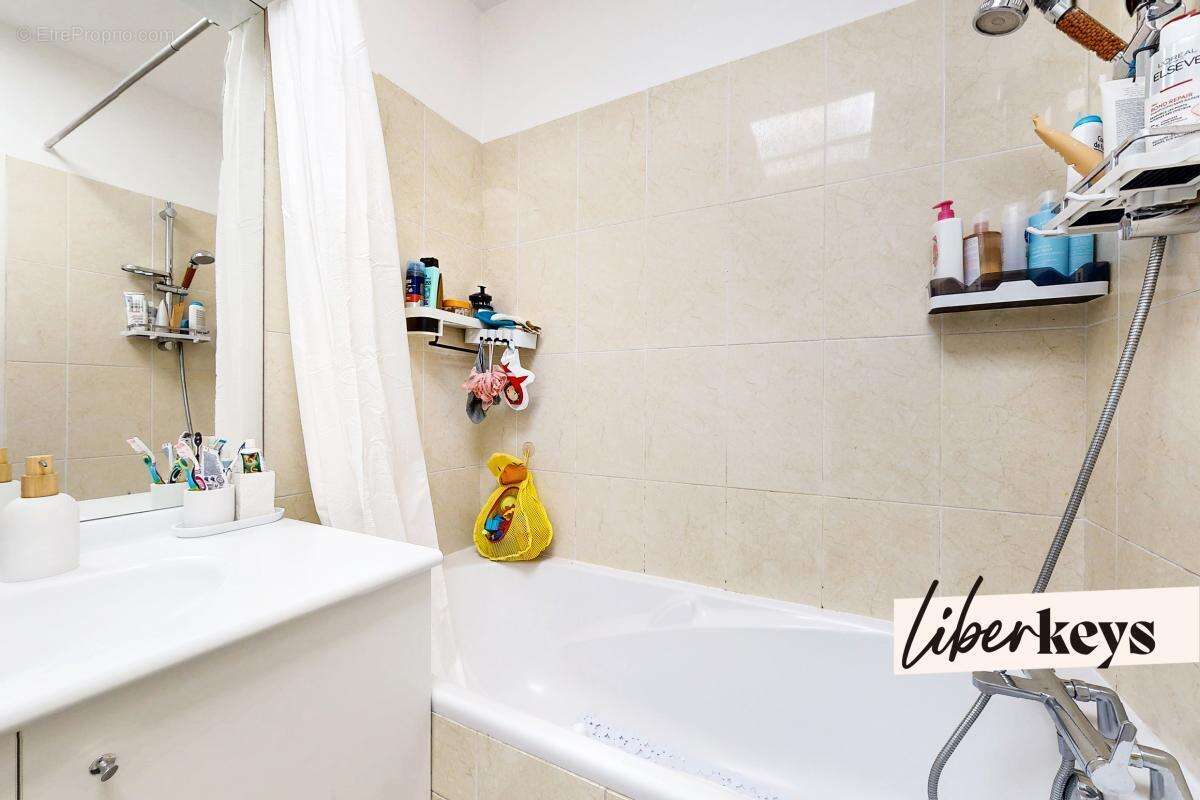 Appartement à COLOMBES