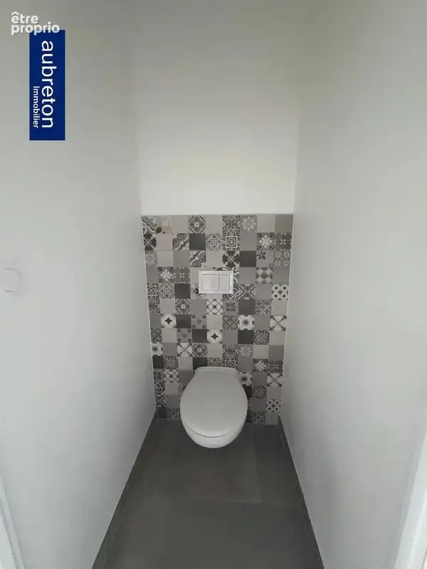 Maison 121 m² à Saint-Romans  - photo 6