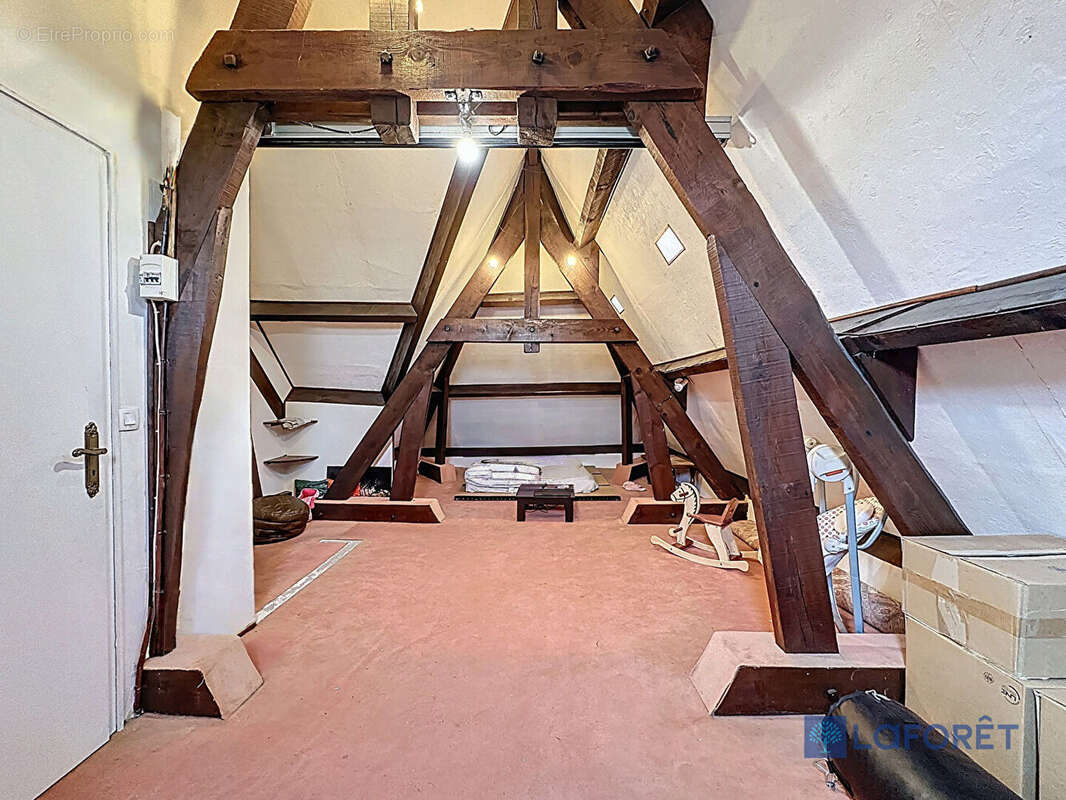 Maison à SAINT-GERMAIN-LES-ARPAJON