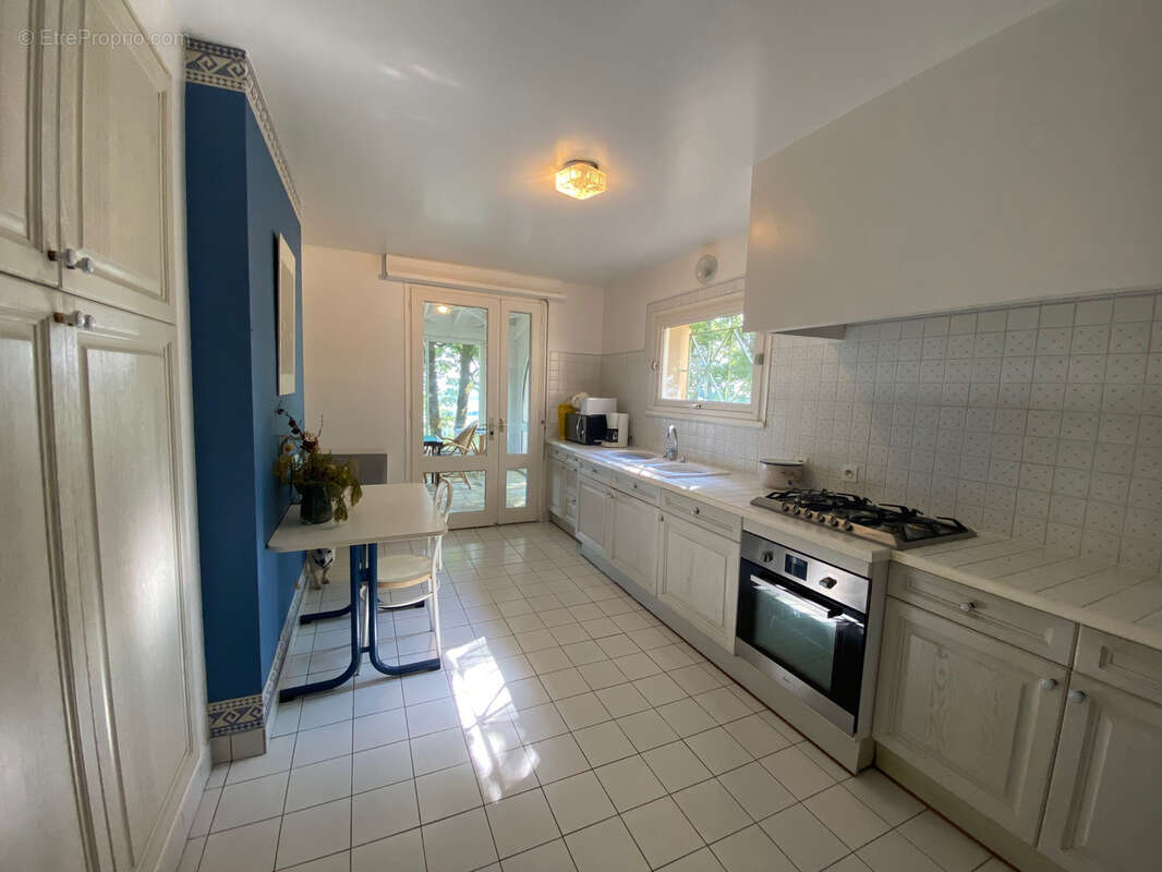 Maison à PUY-L&#039;EVEQUE