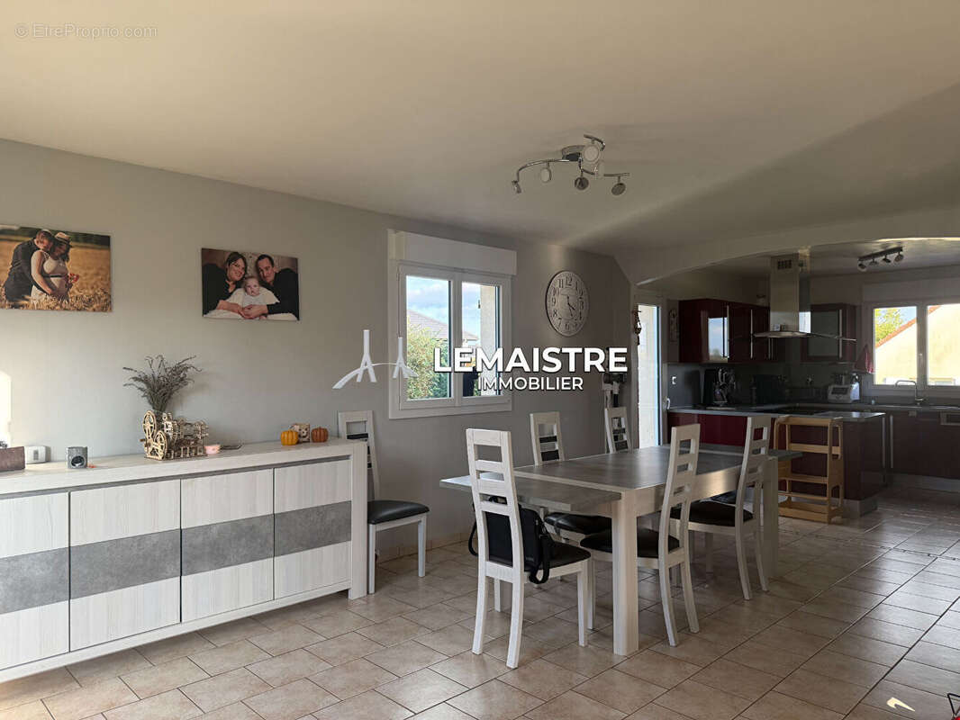 Maison à GONNEVILLE-LA-MALLET