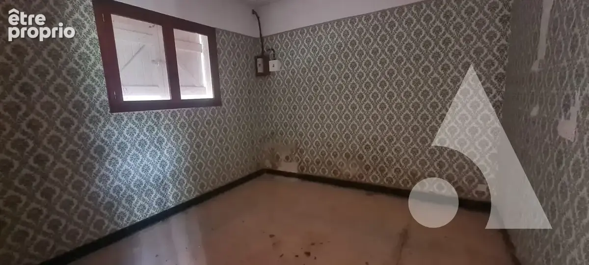 Maison mitoyenne à rénover-58 m² -Terrain de 316 m² -Salernes - photo 4