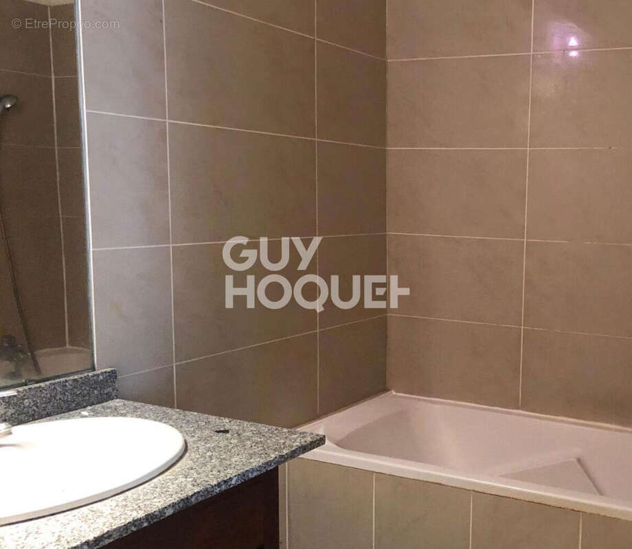 Appartement à SAINT-DENIS