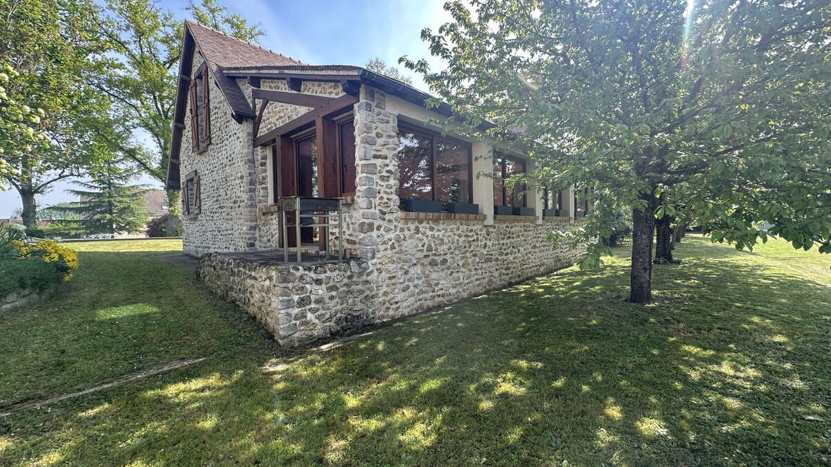 Maison à BOISSY-SOUS-SAINT-YON