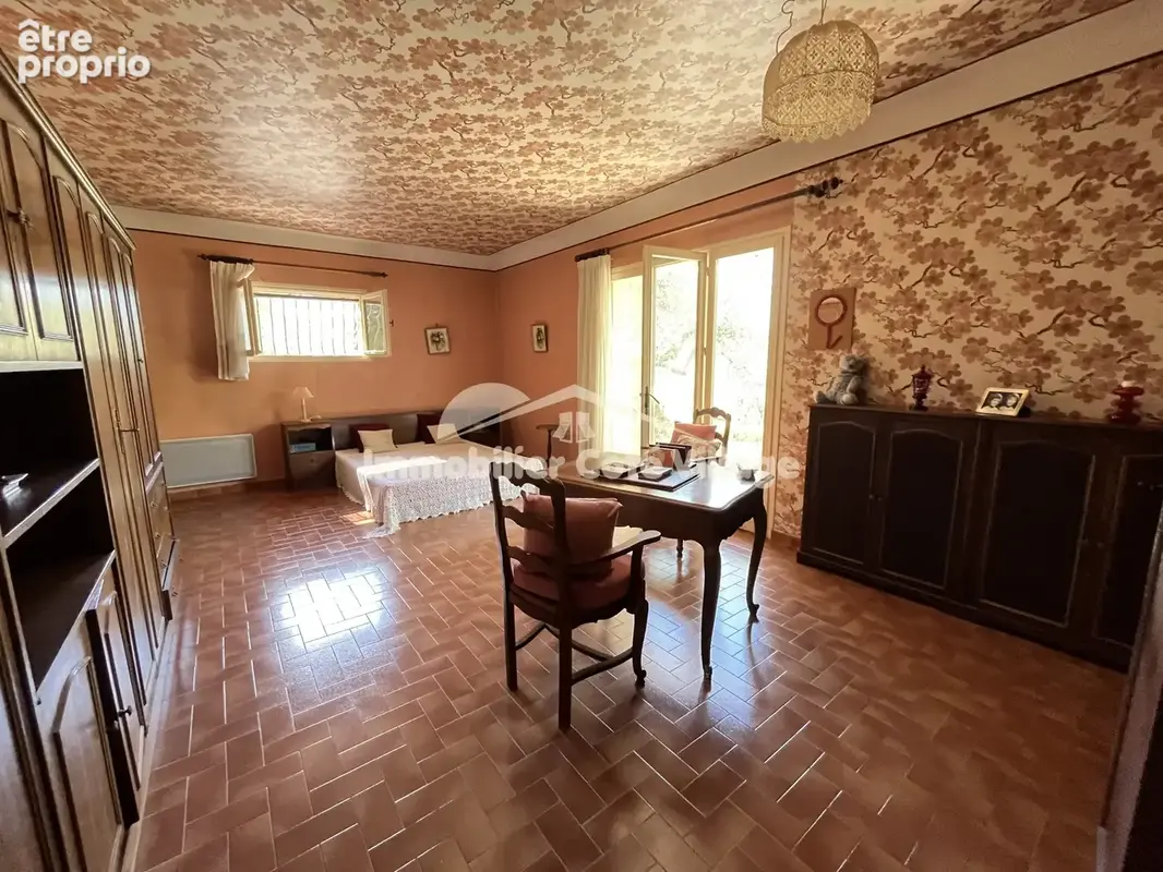 Grande maison familiale avec jardin et logements indépendants— Drap - photo 26