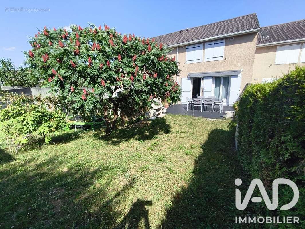 Photo 4 - Maison à THIAIS