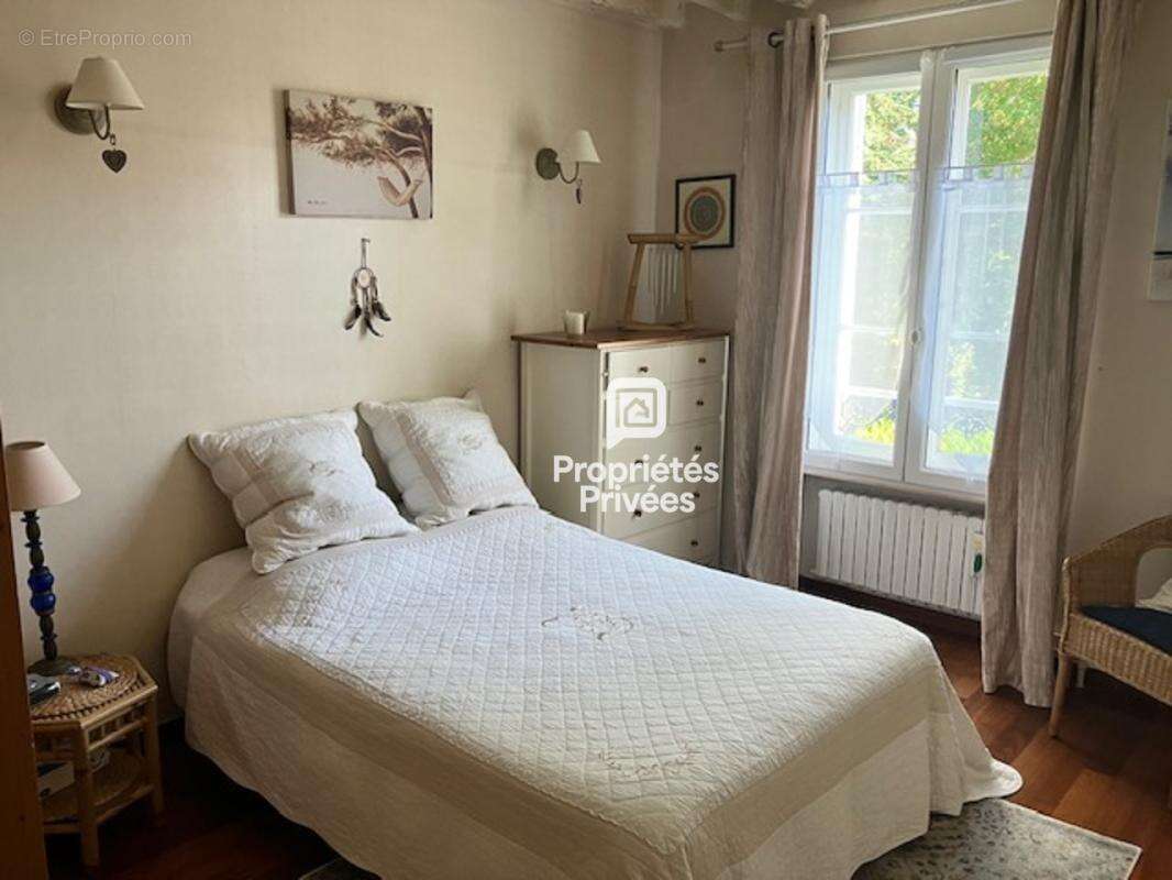 Maison à MONTFORT-L'AMAURY