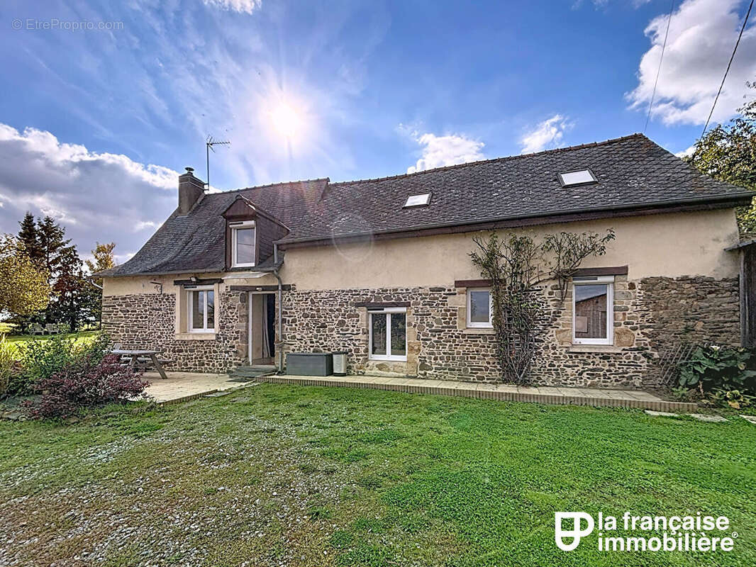 Maison à PIRE-SUR-SEICHE