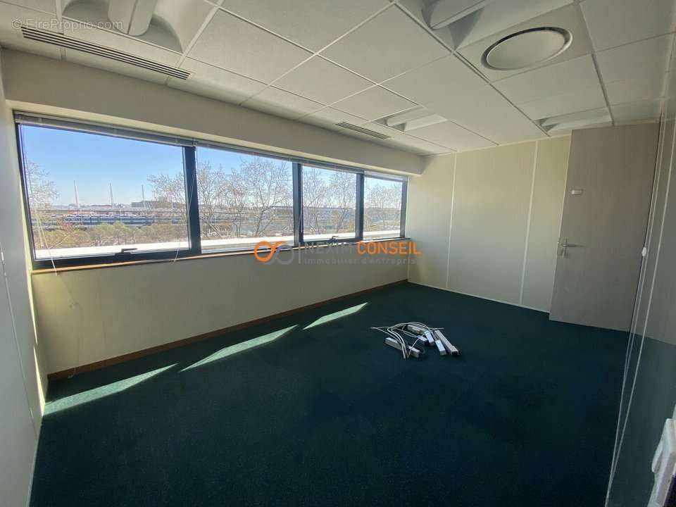 Commerce à SAINT-DENIS