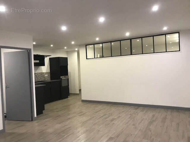 Maison de plain-pied entiérement rénovée - photo 3