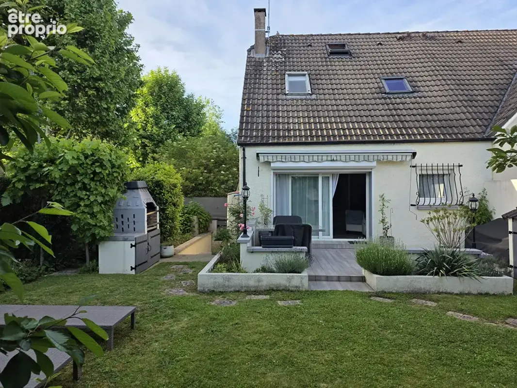 Photo Maison à Le Mee-Sur-Seine au prix de 272 000€