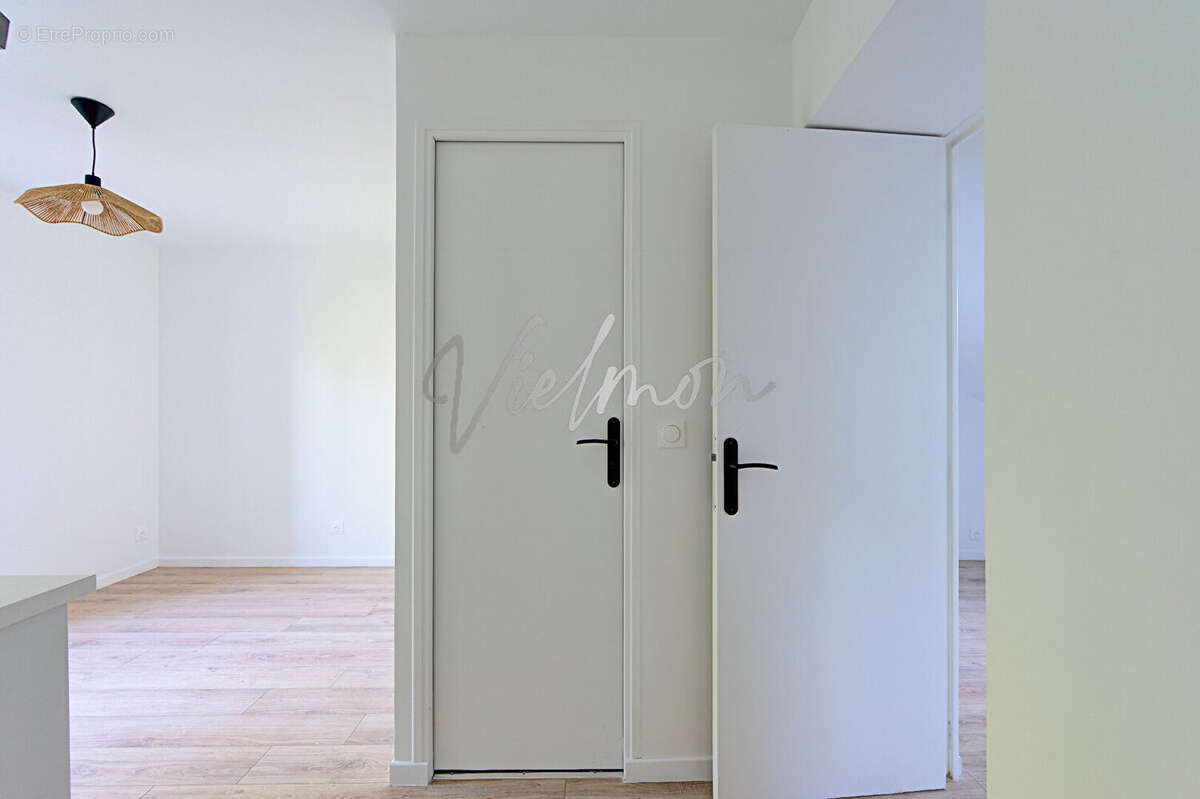 Appartement Saint Germain En Laye 1 pièce(s) 17.21 m2 - photo 8