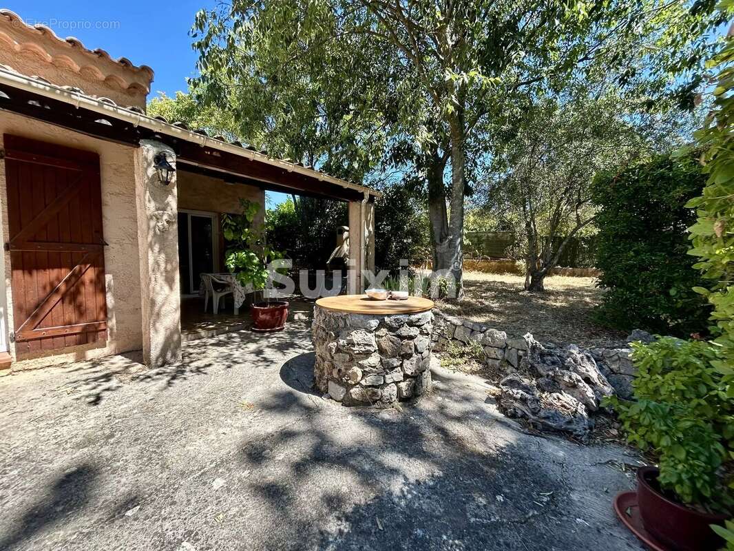 Maison à LORGUES