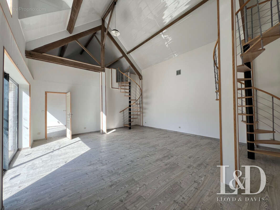 Maison à SAINT-QUENTIN