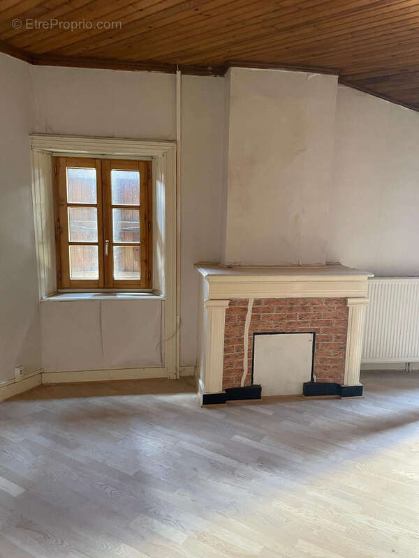 Maison de village ,plein centre de tence , - photo 4