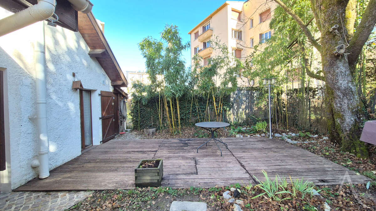 Maison à LA TRONCHE