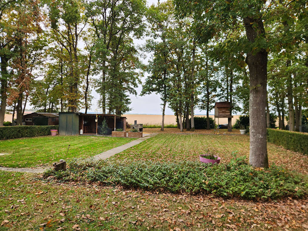 Maison à CHATEAUNEUF-EN-THYMERAIS