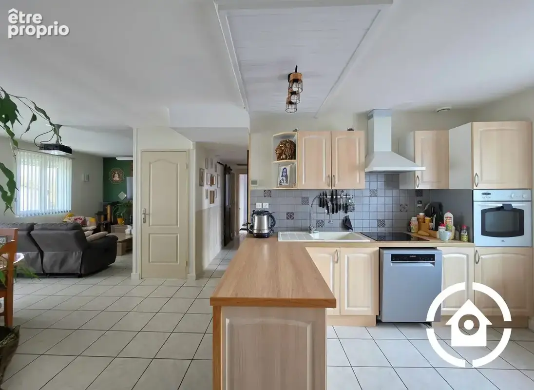 Maison 146 m² à Nercillac  - photo 9