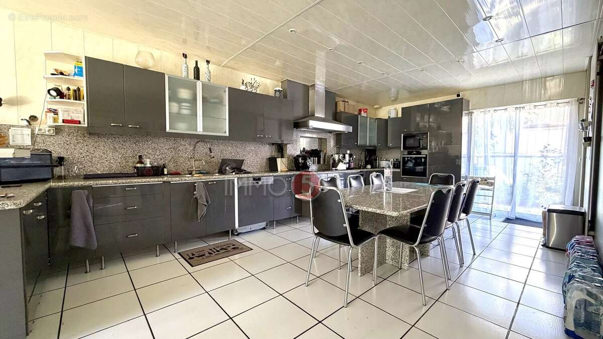 Maison à LE RAINCY